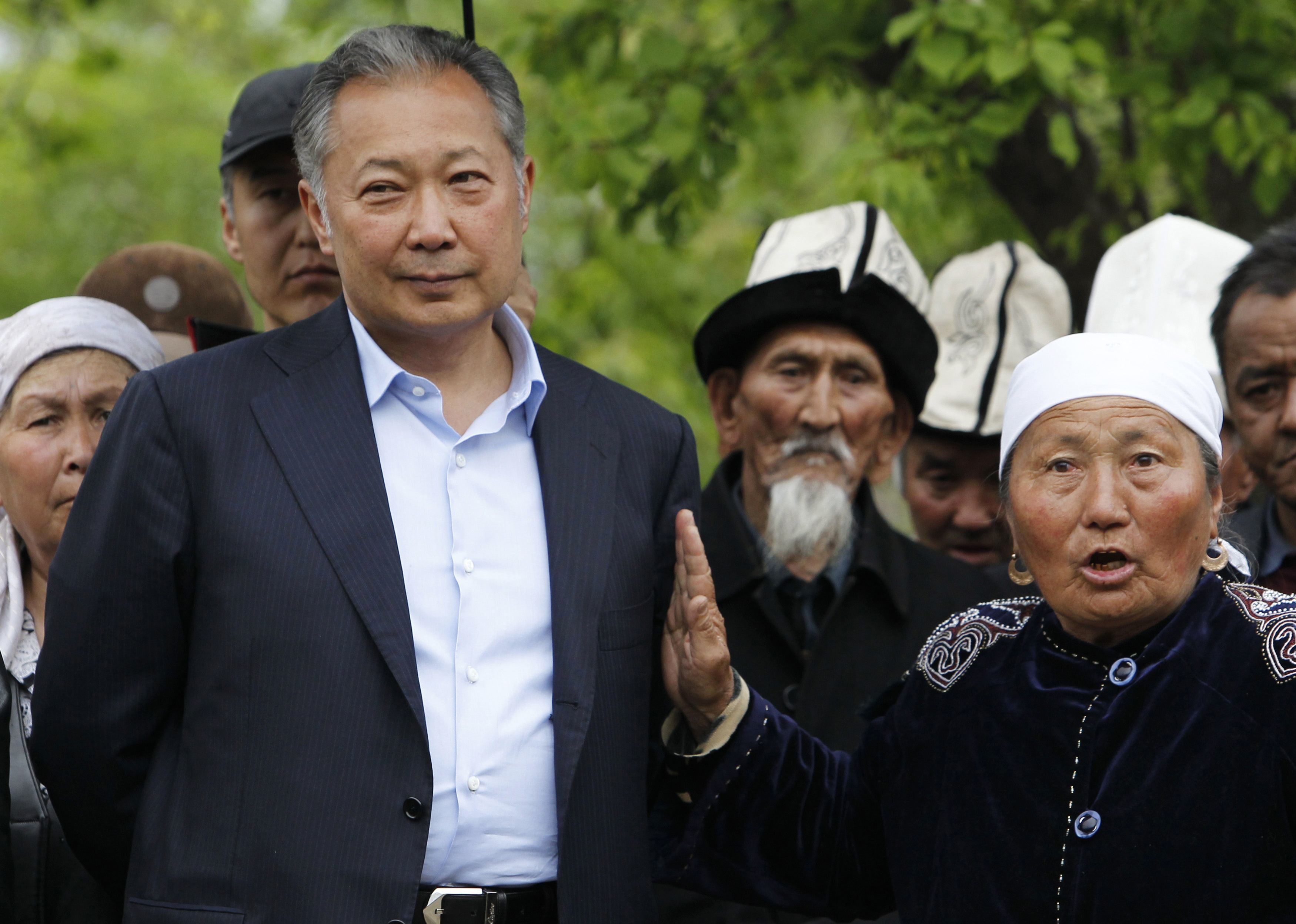 Η προσωρινή κυβέρνηση του Κιργιστάν ζητά την έκδοση Μπακίγεφ