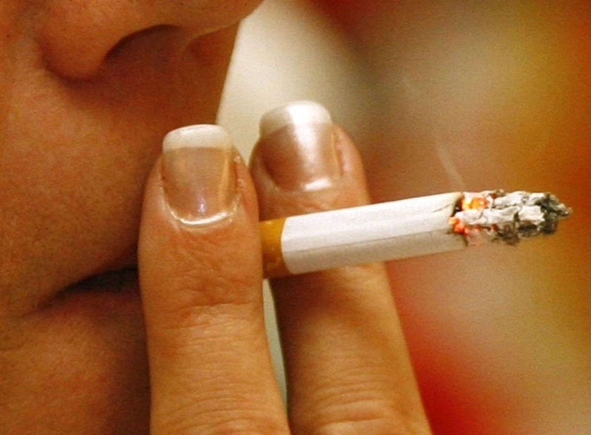 Το 65% των Βέλγων θέλουν απαγόρευση του τσιγάρου στα καφέ