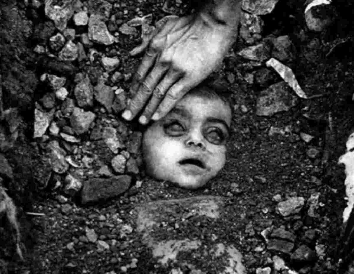 Η Ινδία ζητά περαιτέρω αποζημίωση για τη μεγαλύτερη βιομηχανική τραγωδία