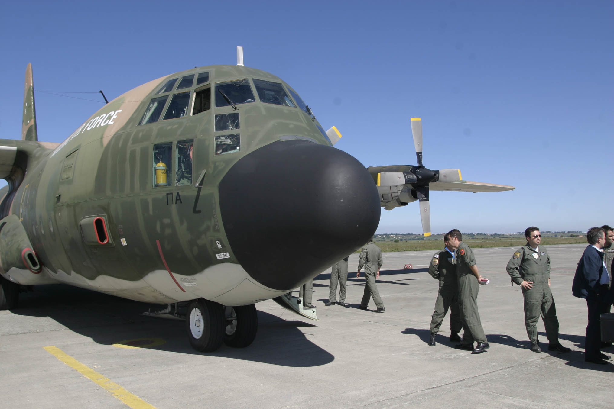 C130 με γιατρούς και υγειονομικό υλικό στέλνει ο Άδωνις στην Κεφαλονιά