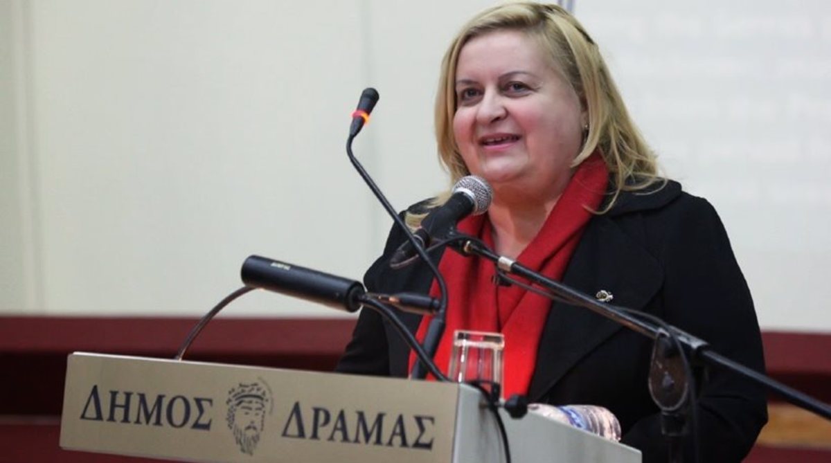 Αμφίπολη: “Οι ανακοινώσεις της Τετάρτης θα είναι ευχάριστες”, είπε η Κ. Περιστέρη – Παγκόσμιο ενδιαφέρον για τις ανασκαφές και το… υπόγειο του τάφου