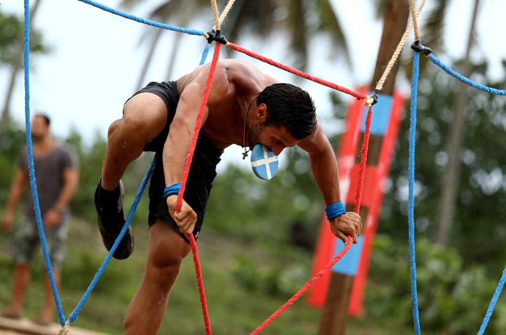 Survivor: Ένταση στην παραλία! Ποιος θα κερδίσει το έπαθλο φαγητού;