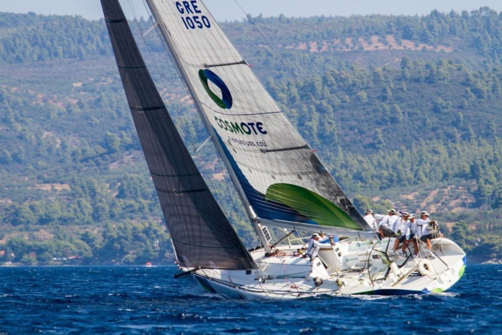 Δυνατές “μάχες” στο Αιγαίο με την Aegean Regatta 2016 – Πρωτιά για το σκάφος COSMOTE ΕΡΥΤΟΣ 2