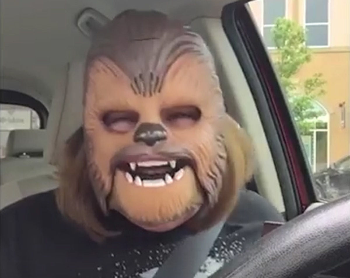 Η Chewbacca mom σε νέες περιπέτειες! ΒΙΝΤΕΟ