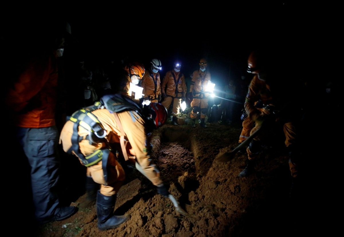 Πάνω από 300 οι νεκροί από την κατολίσθηση λάσπης στην Κολομβία