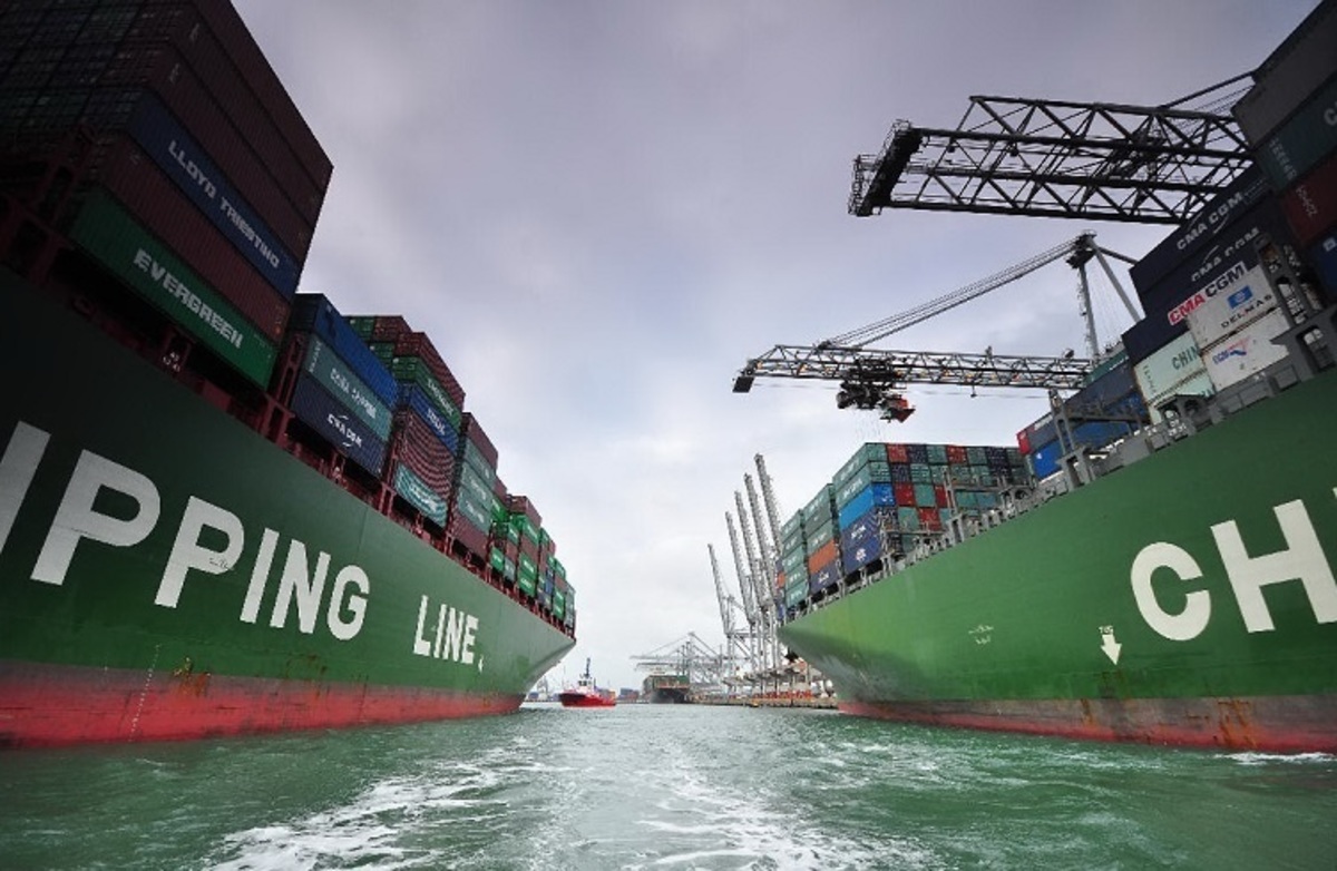 Συμφωνία συγχώνευσης της Cosco – Γεννήθηκε ναυτιλιακός γίγαντας
