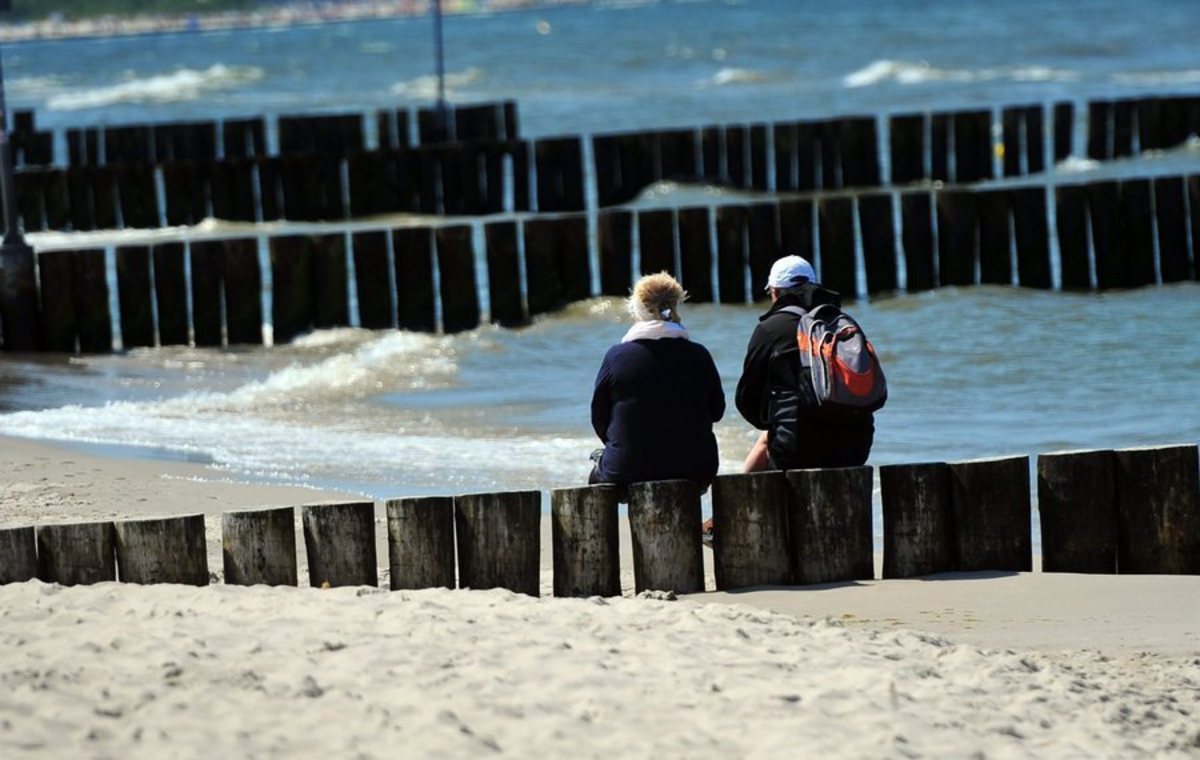 Βρήκε τη μητέρα του στο facebok και την ερωτεύτηκε παράφορα