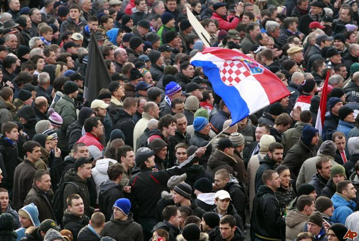 Στους δρόμους οι Κροάτες κατά της οικονομικής και κοινωνικής πολιτικής