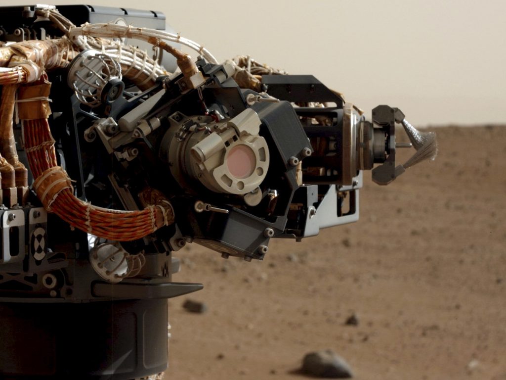 Το “Curiosity” μυρίζει τον… Άρη!