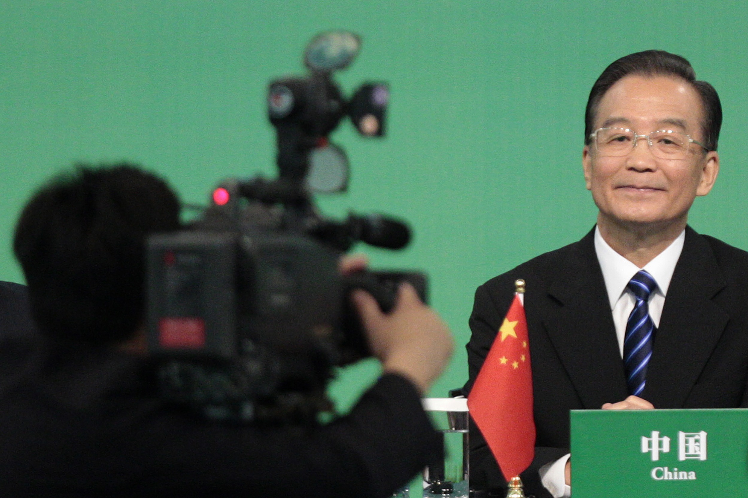 Η Κίνα έγινε τρίτη δύναμη στο ΔΝΤ