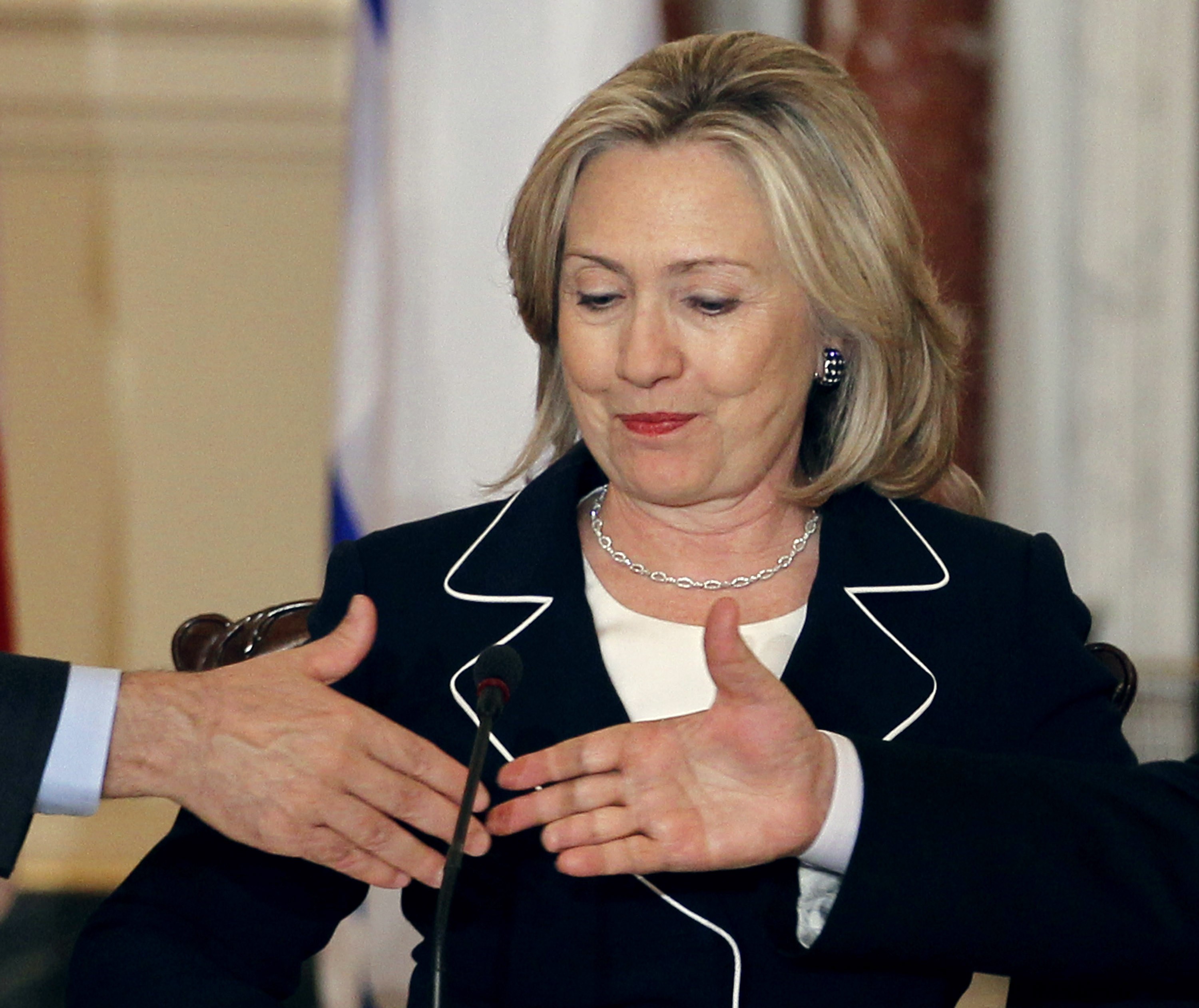 Κλίντον: “Τελευταία ευκαιρία για το Μεσανατολικό”