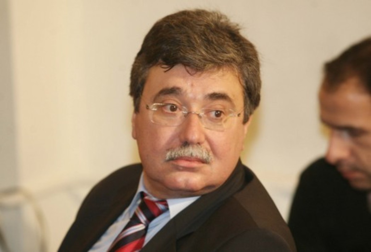 Δατσέρης ως άλλος Γαλιλαίος: Και όμως το ΠΑΣΟΚ ήταν φούσκα