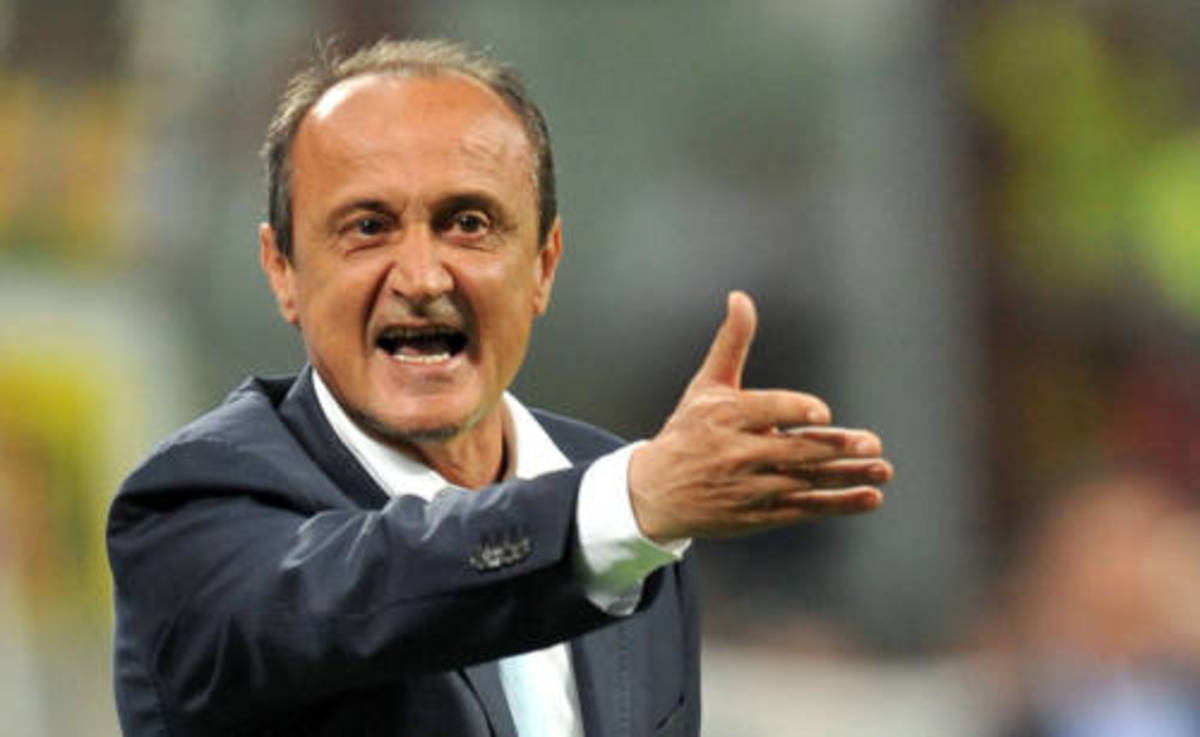 Επιστρέφει στην Παλέρμο ο Ρόσι