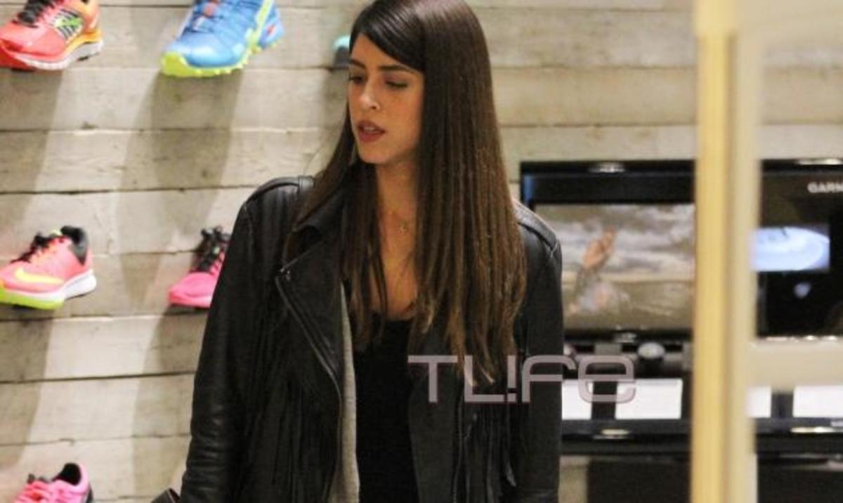 Demy: Έτσι περνάει τον χρόνο της όσο ακούγονται φήμες χωρισμού από τον Άκη Πετρετζίκη