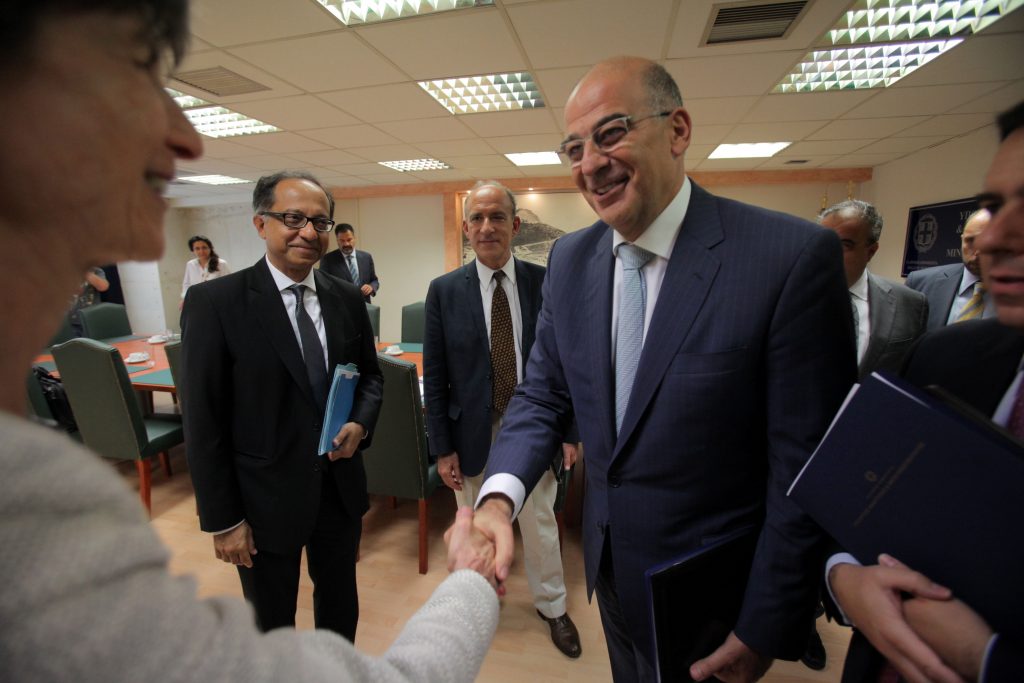 Συμφωνία κυβέρνησης – τρόικας για τα κόκκινα επιχειρηματικά δάνεια