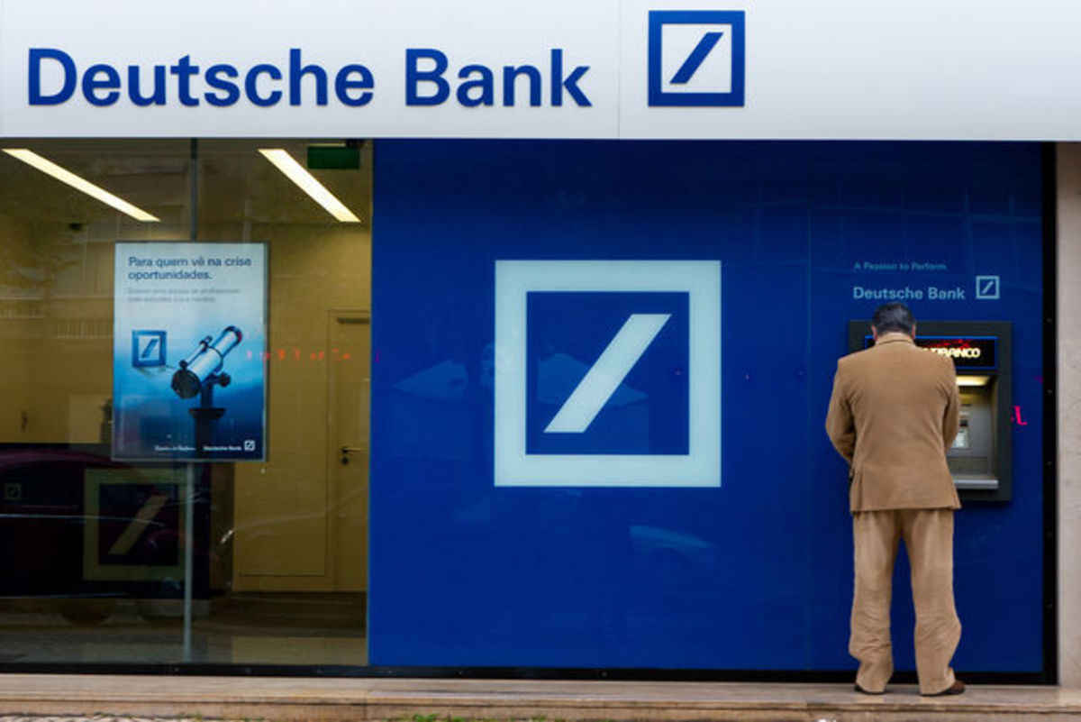 Συμφωνία και όχι Grexit βλέπει πλέον η Deutsche Bank