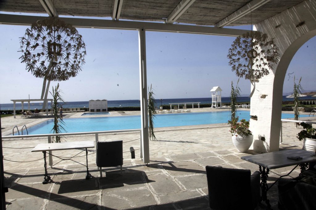 Απατεώνας πωλούσε πακέτα φθηνών διακοπών… στο πουθενά