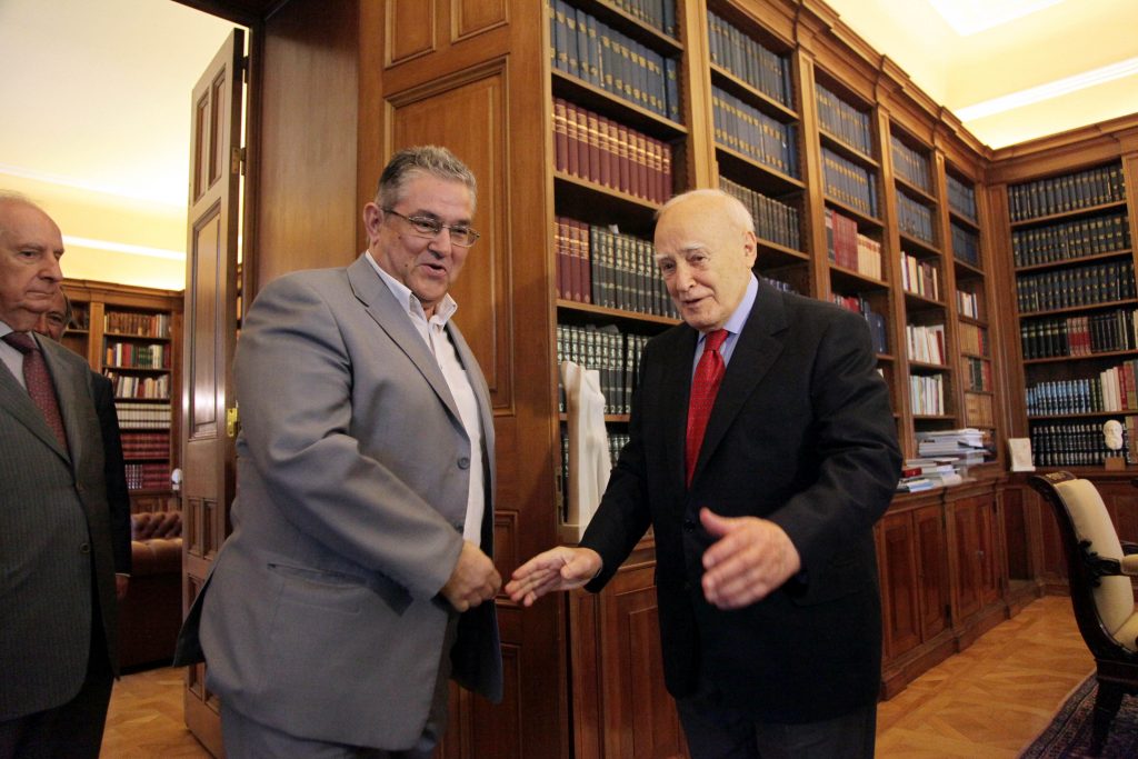 Ο Κουτσούμπας ζήτησε από τον Παπούλια ακύρωση όλων των συμφωνιών με το Ισραήλ