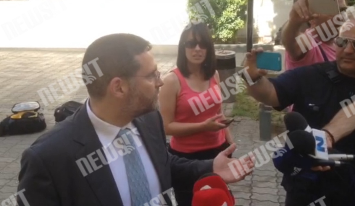 Δικηγόρος ψυχιάτρου “μαϊμού”