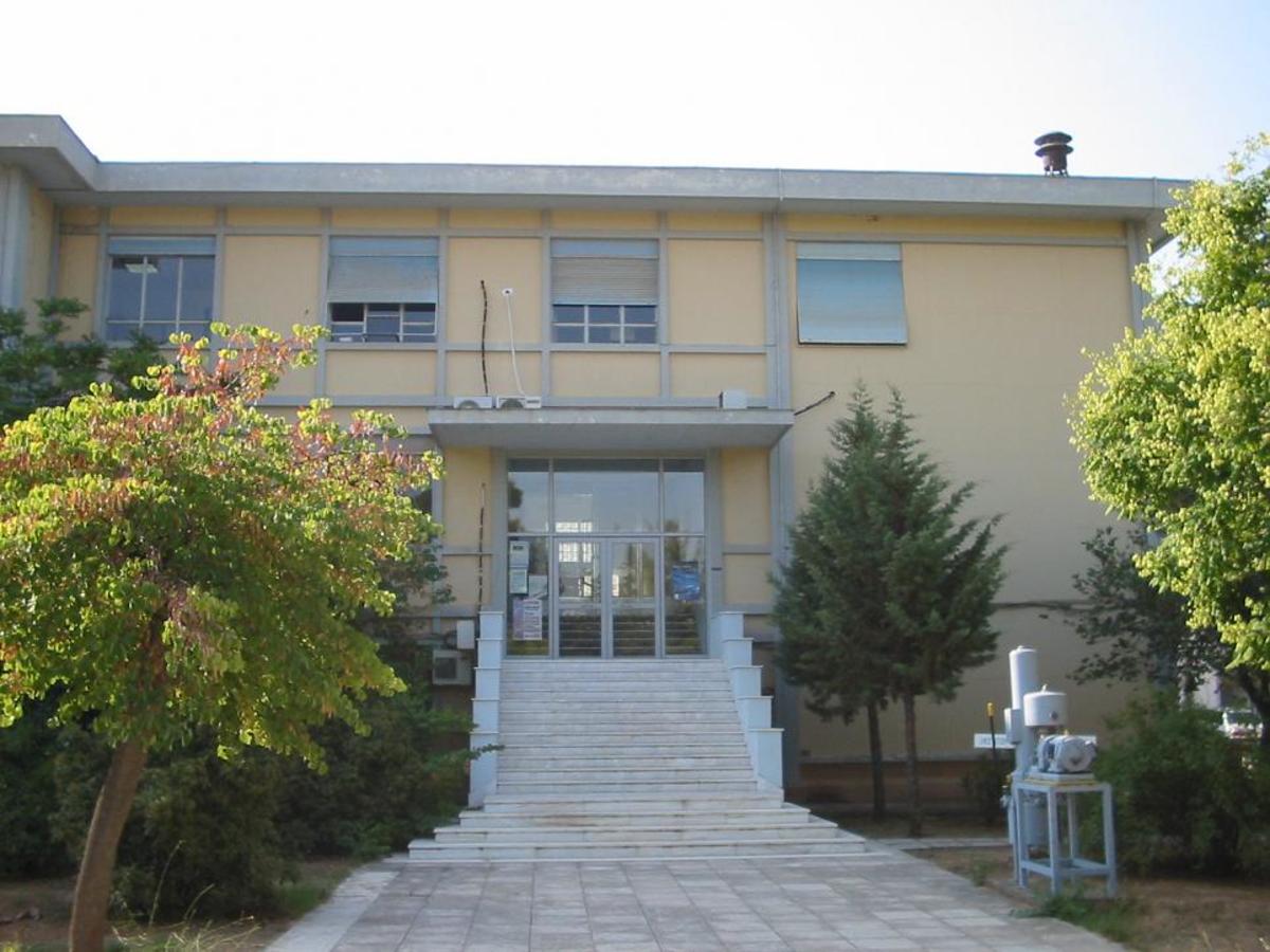 Καταιγισμός στον “Δημόκριτο” για το τεστ της Τζολί – Τι λένε οι έλληνες επιστήμονες