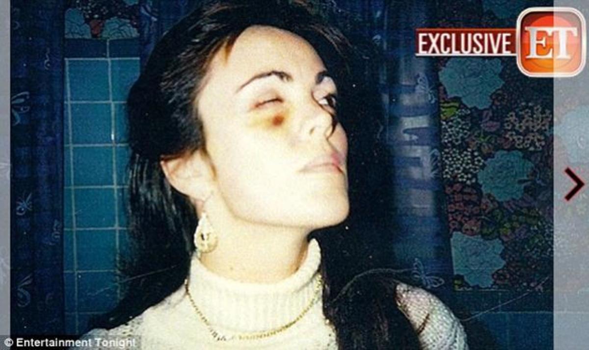 Η μητέρα της Lohan αποκαλύπτει για τον πρώην άντρα της: Με βίασε όσο η Lindsay κοιμόταν!