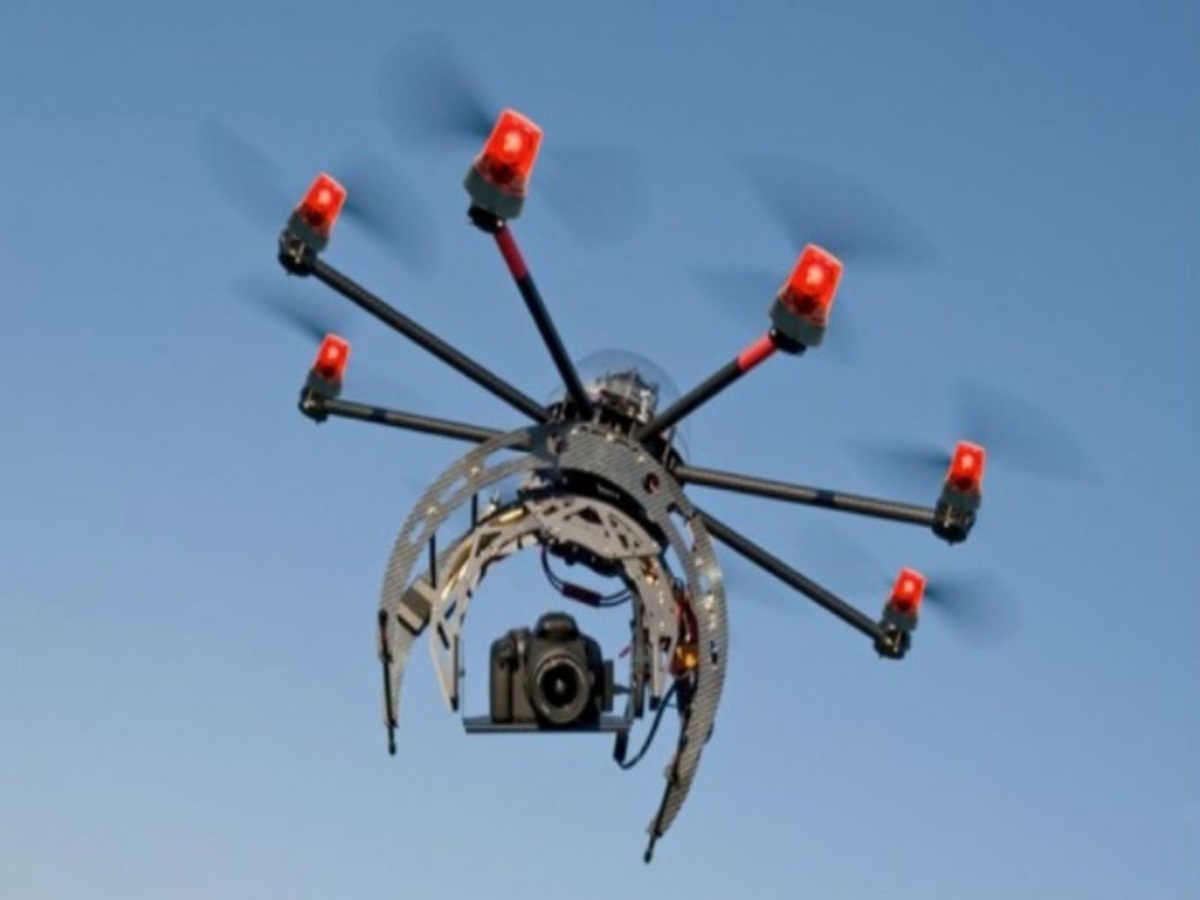 Άγνωστο drone πέταξε πάνω από το υπουργείο Εθνικής Άμυνας!