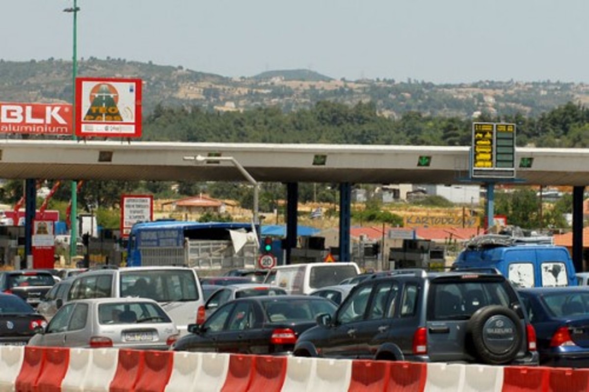 Κανονικά η κίνηση των οχημάτων στην εθνική οδό Πατρών-Κορίνθου