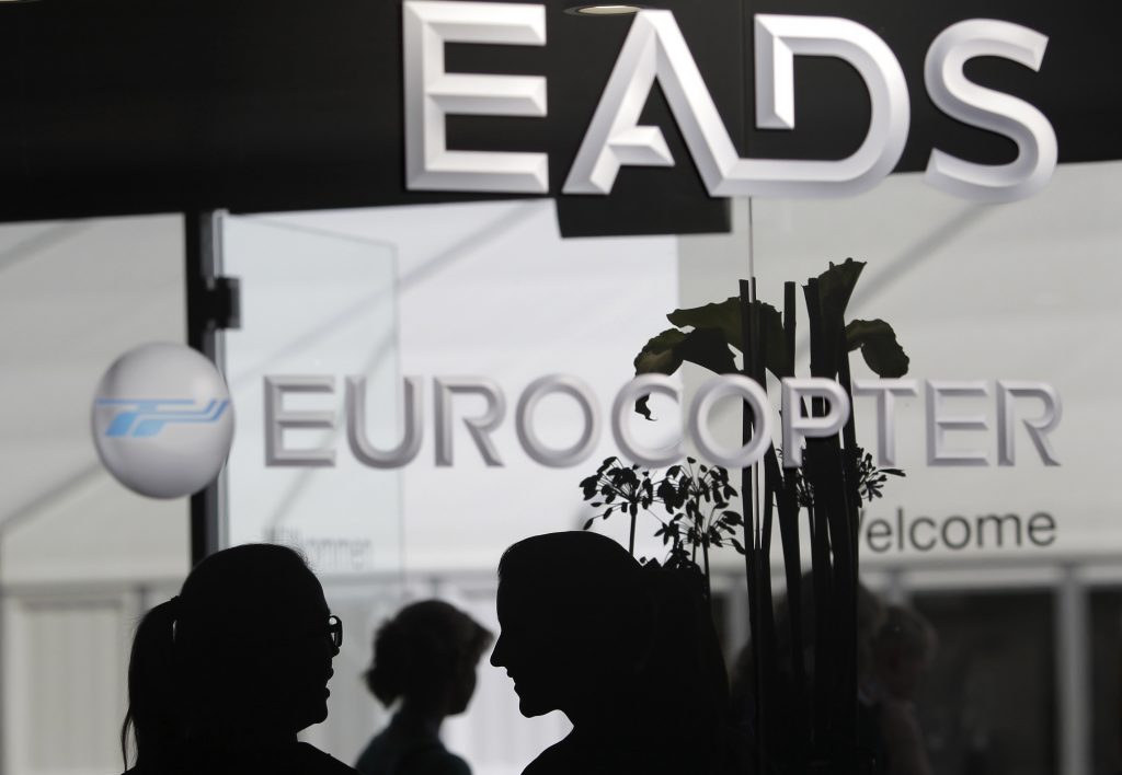 «Στον αέρα» η συμφωνία EADS-BAE