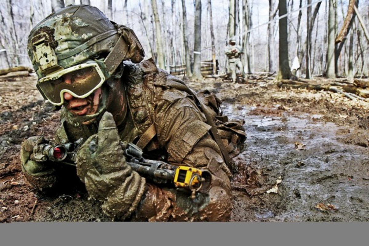 Μόρια με κοιλιακούς ,κάμψεις και τρέξιμο για όσους θέλουν πρόσληψη στις Ειδικές Δυνάμεις