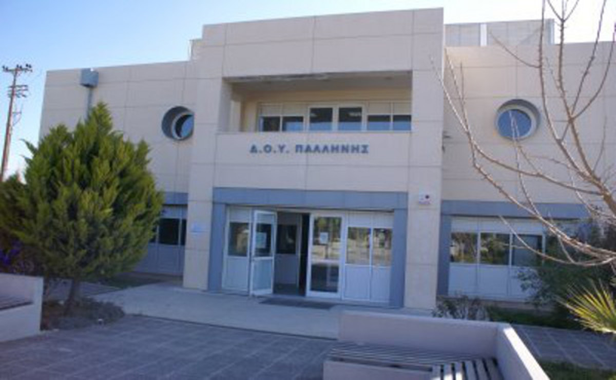 Λήστεψαν εφοριακό και… την κοπάνησαν απ’ το παράθυρο!