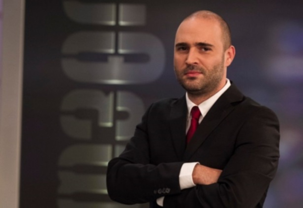 Ο καλεσμένος – έκπληξη του Μπογδάνου στην πρώτη εκπομπή του 2014