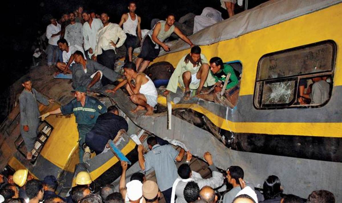 Σύγκρουση τρένων στην Αίγυπτο με 5 νεκρούς