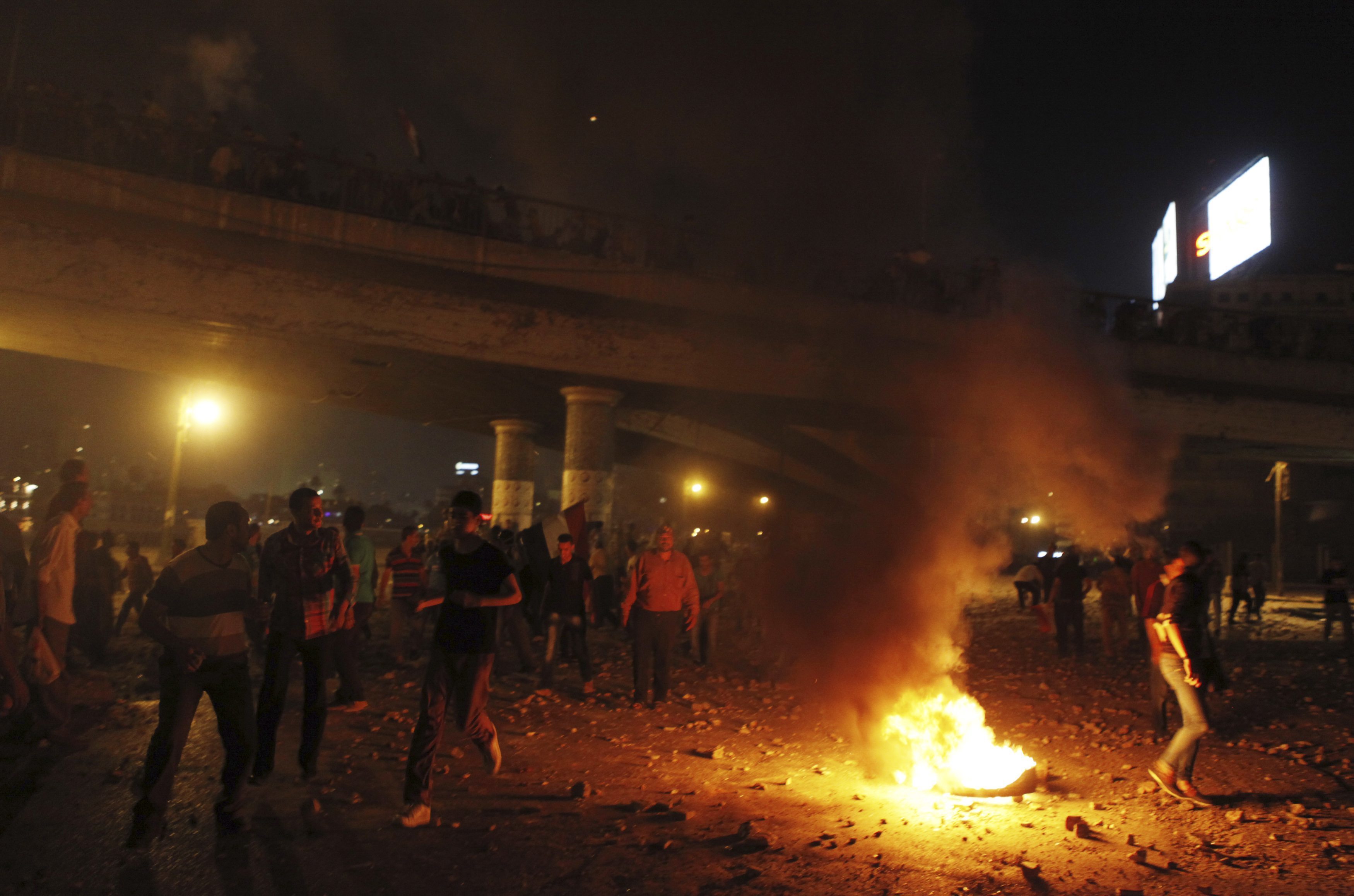 Εμφύλιος με 30 νεκρούς στην Αίγυπτο – Φωτογραφίες ΣΟΚ