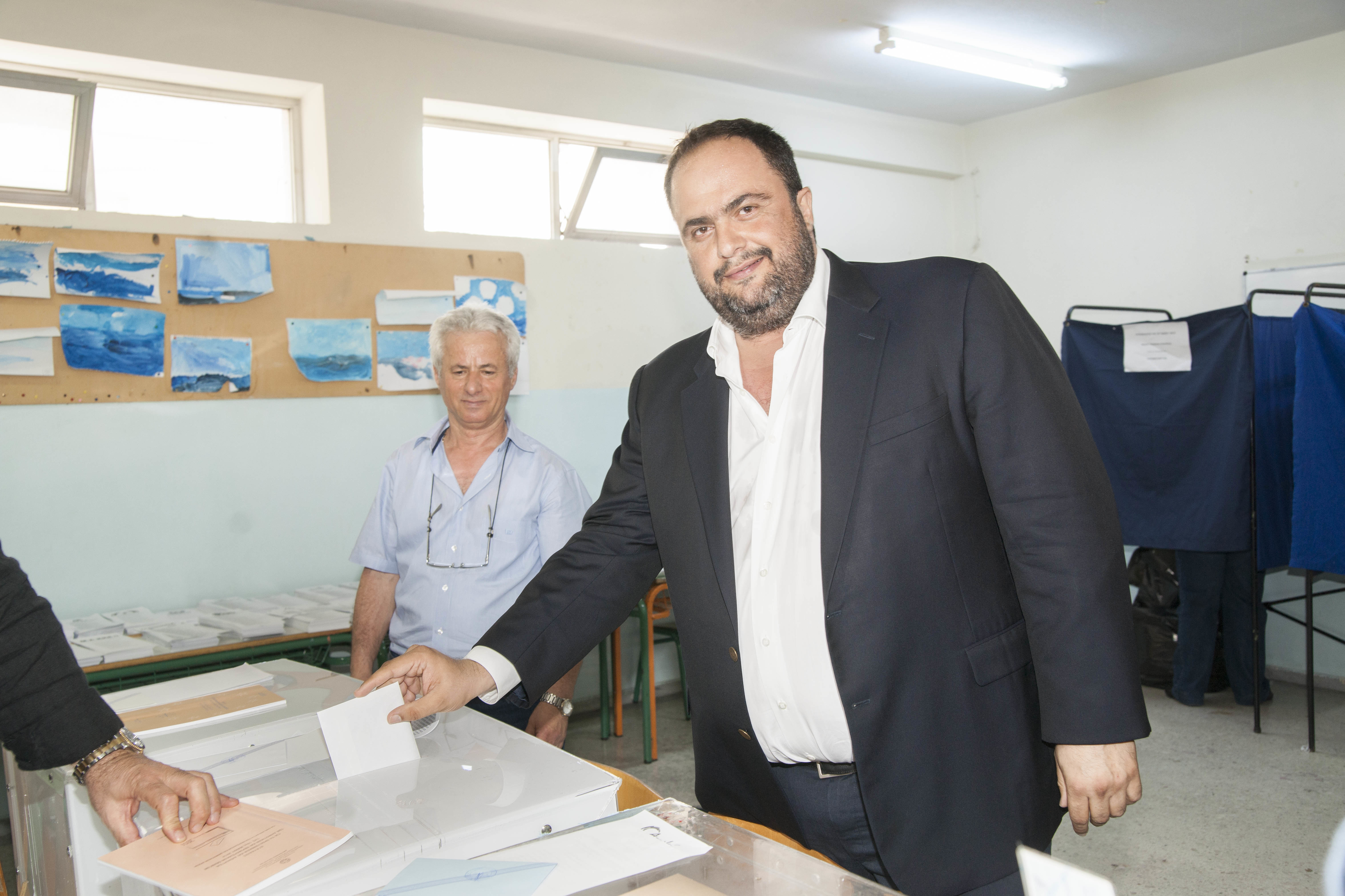 Εκλογές 2014: Το μήνυμα και οι ερωτήσεις του Βαγγέλη Μαρινάκη – ”Ο Πειραιάς ψήφισε για έργα”!