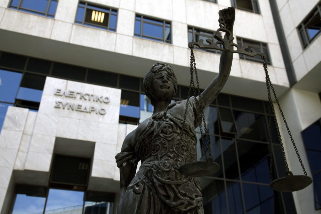 Οι δικαστές του Ελεγκτικού Συνεδρίου αρνούνται να συναντηθούν με την τρόικα