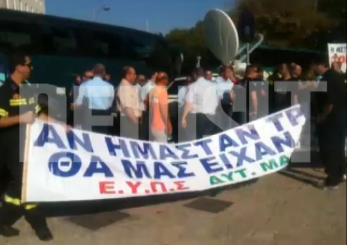 Διαμαρτυρία ενστόλων στη Θεσσαλονίκη