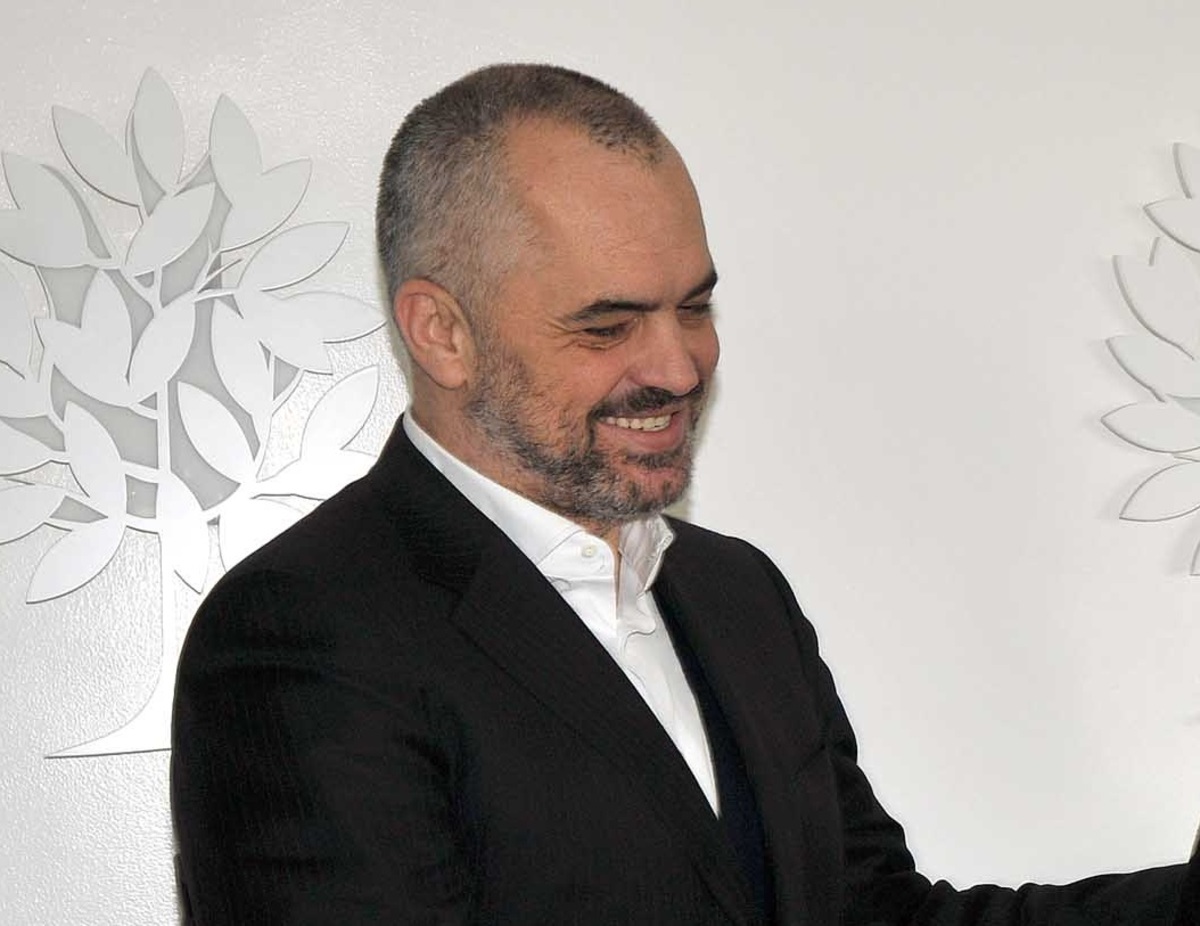 Στο Βελιγράδι τον Σεπτέμβριο ο αλβανός πρωθυπουργός