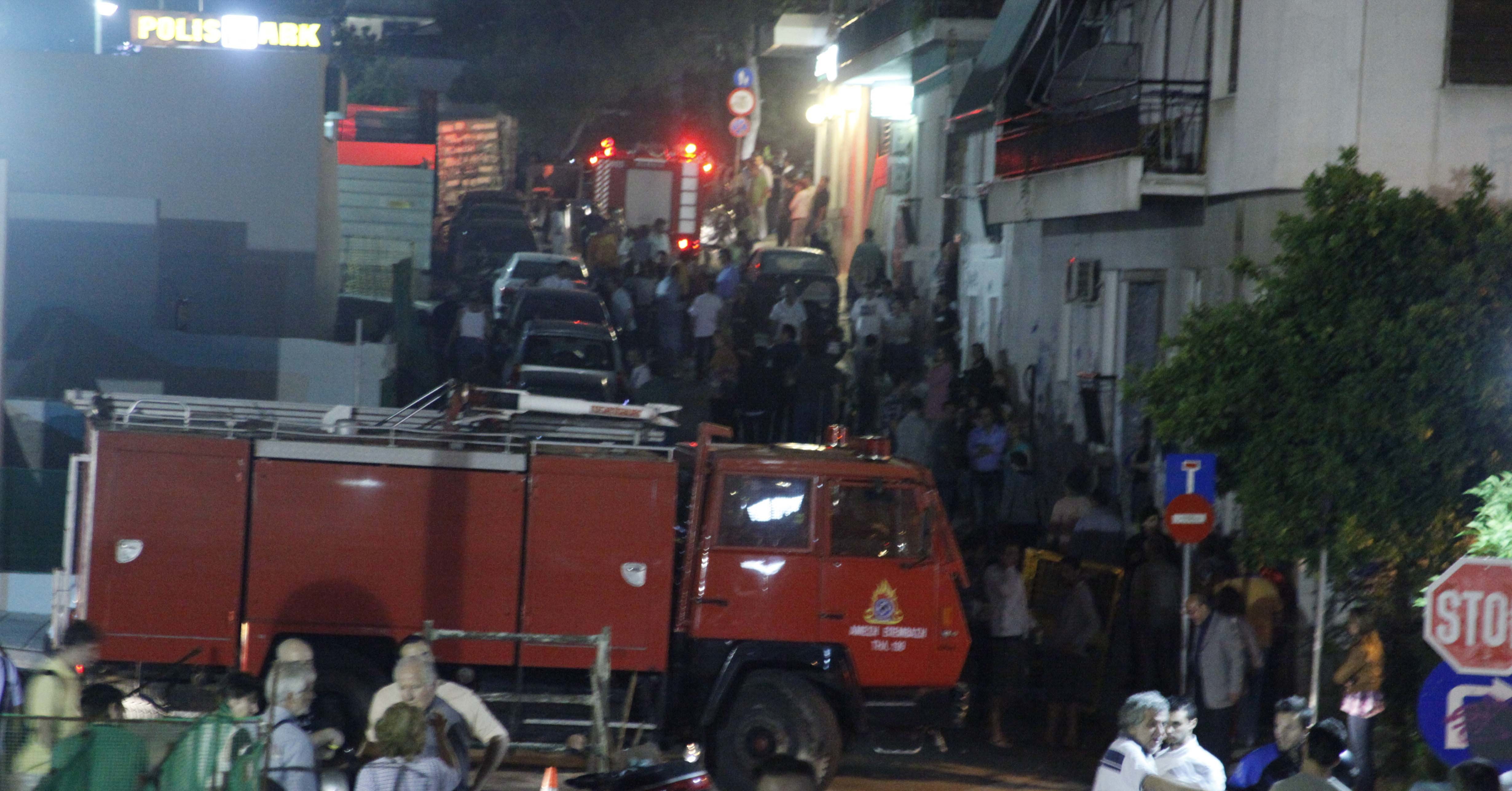 Οι κάτοικοι της περιοχής βγήκαν ανάστατοι στους δρόμους από την φασαρία που προκλήθηκε