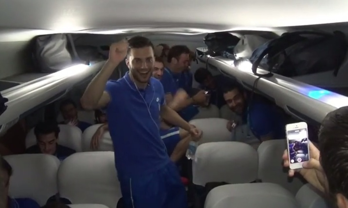 Το γλέντι των διεθνών