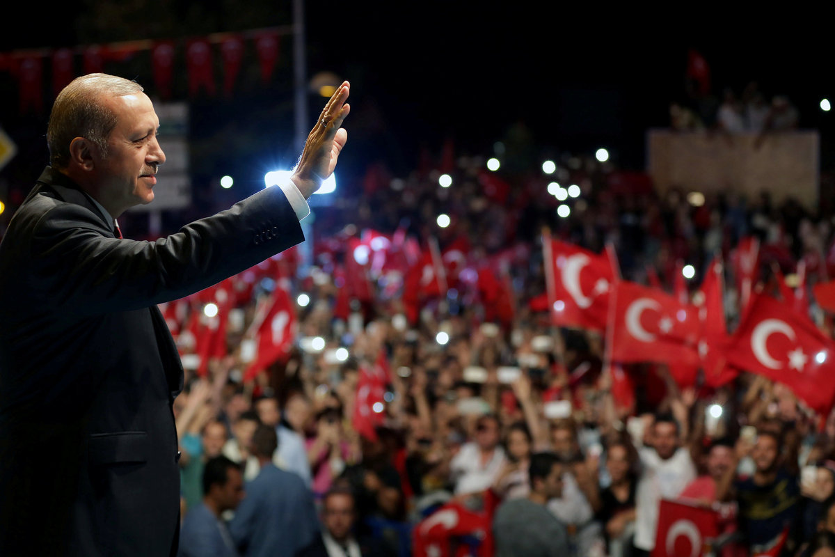 Βόμβες Ερντογάν για το πραξικόπημα στην Τουρκία: Εμπλέκονται και ξένες χώρες – Κήρυξε τη χώρα σε κατάσταση έκτακτης ανάγκης για 3 μήνες