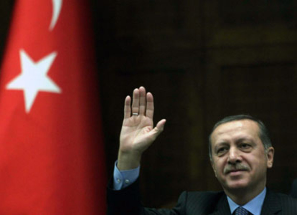 Προηγείται σταθερά ο Ερντογάν σ΄ όλες τις δημοσκοπήσεις