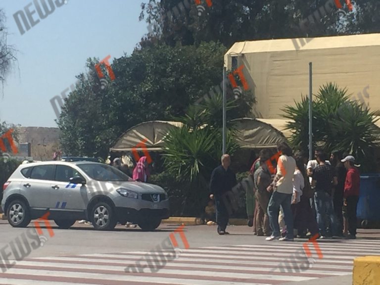 Οργάνωση… Φαντομάς λέει στους πρόσφυγες να μην φύγουν από τον Πειραιά