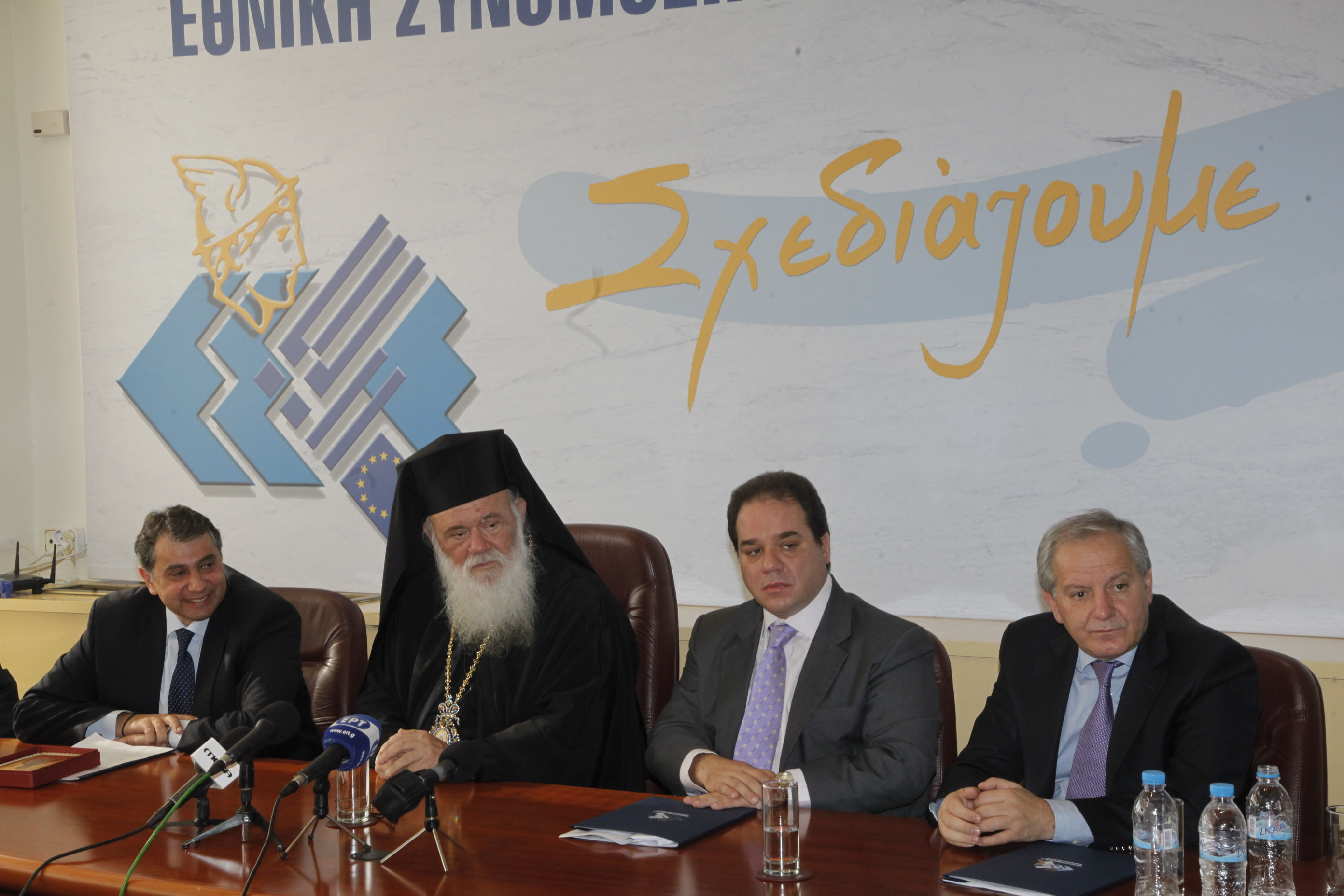 Πάνω από 68.000 λουκέτα σε επιχειρήσεις – Η εκκλησία αναλαμβάνει δράση