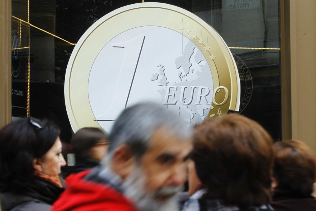 Νέο πακέτο έκτακτων μέτρων για τη μείωση του χρέους