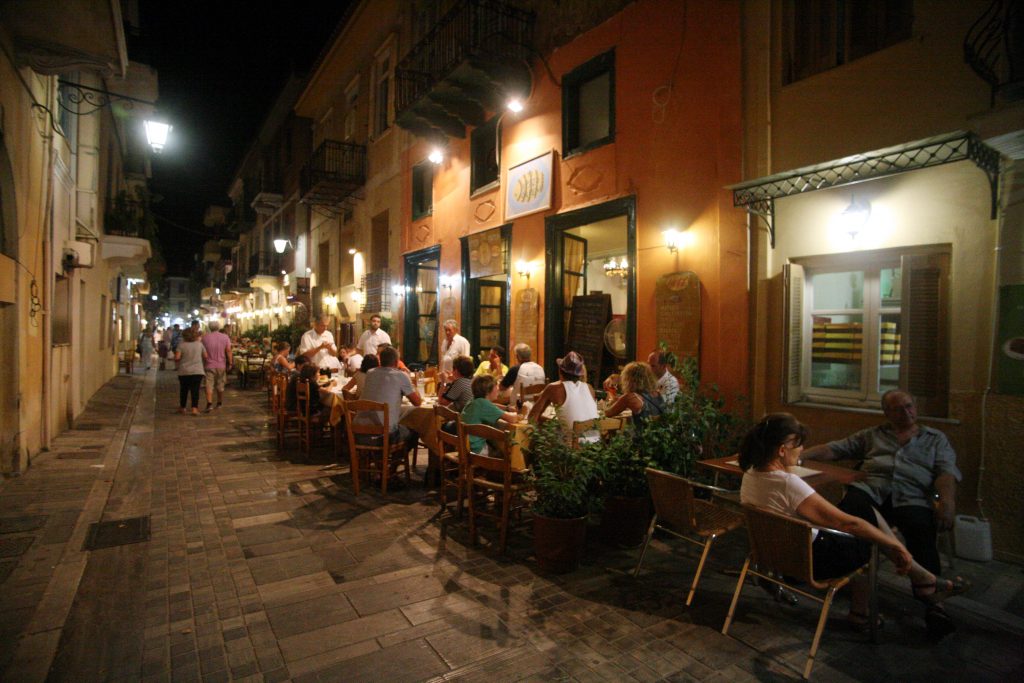 Μείωση του ΦΠΑ στην εστίαση