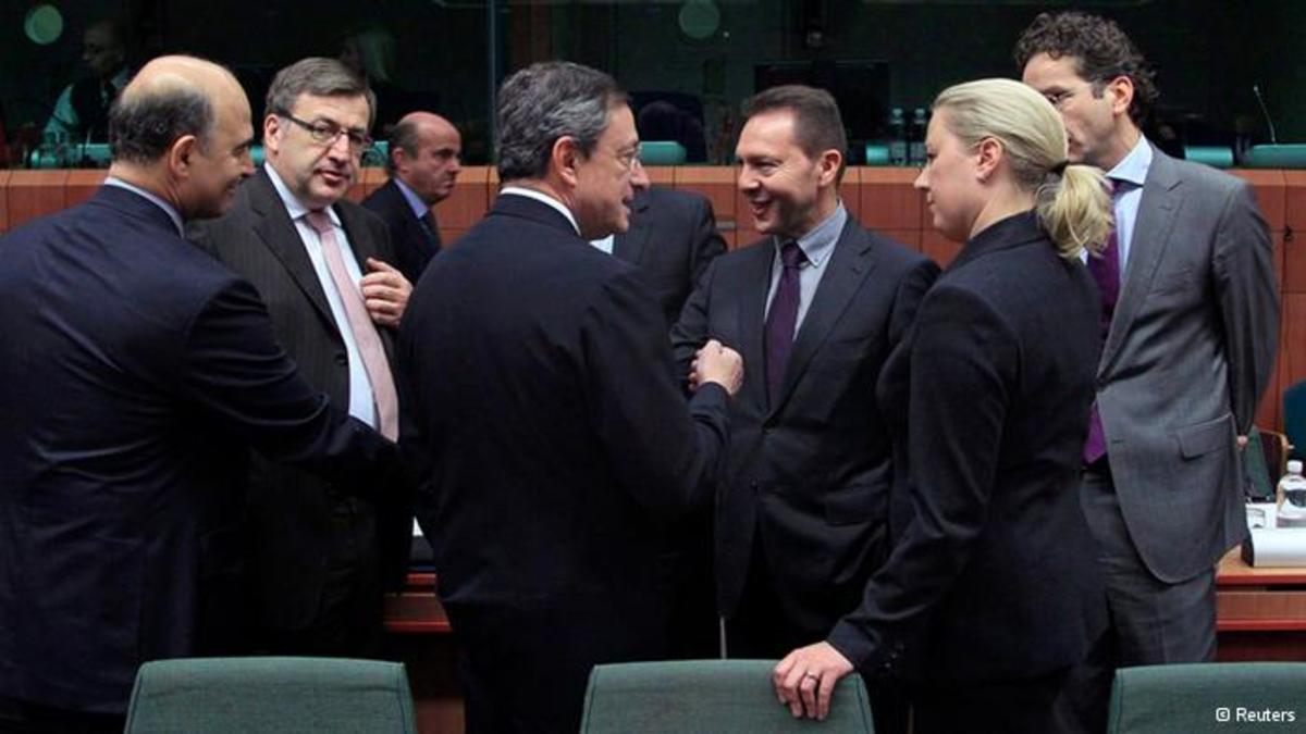 Το Eurogroup συζητά την επαναγορά ομολόγων