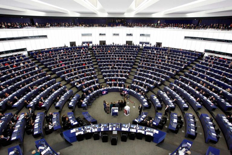 Συμφωνία Ευρωβουλής και Ευρωπαϊκού Συμβουλίου για τα “κόκκινα δάνεια”