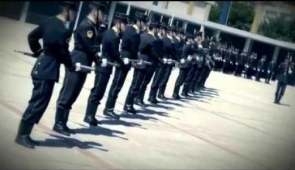 Το βίντεο από τη Στρατιωτική Σχολή Ευελπίδων που σαρώνει στο ίντερνετ!