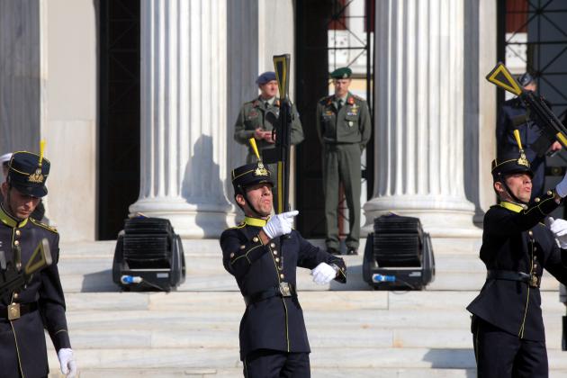“Πόλεμος” και στις στρατιωτικές σχολές – Τροπολογία φέρνει τα πάνω κάτω και προκαλεί αντιδράσεις