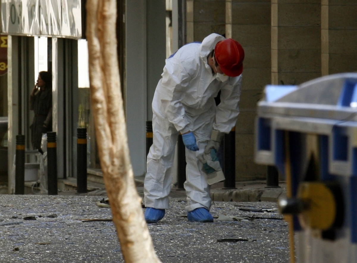 Βόμβα έξω από το σπίτι του Προέδρου Μεταναστών Ελλάδας